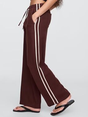 Gap Linen-Blend Wide-Leg Pants